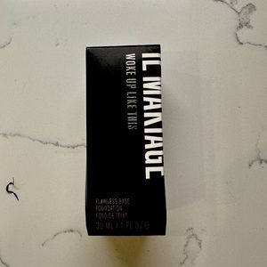 NIB IL MAKIAGE Woke Up Like This foundation